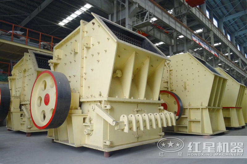 單段破碎機生產(chǎn)車間 單段破碎機生產(chǎn)車間