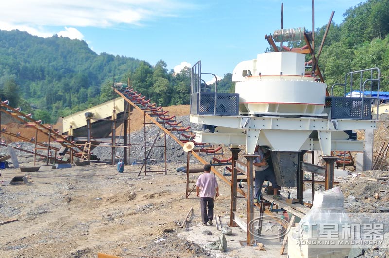 VSI沖擊式破碎機安裝現場 VSI沖擊式破碎機安裝現場