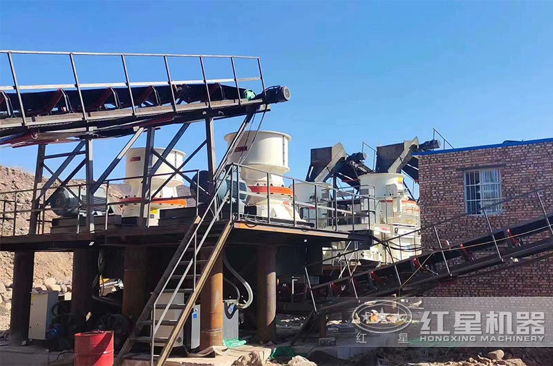 大型圓錐破碎機現場 大型圓錐破碎機現場