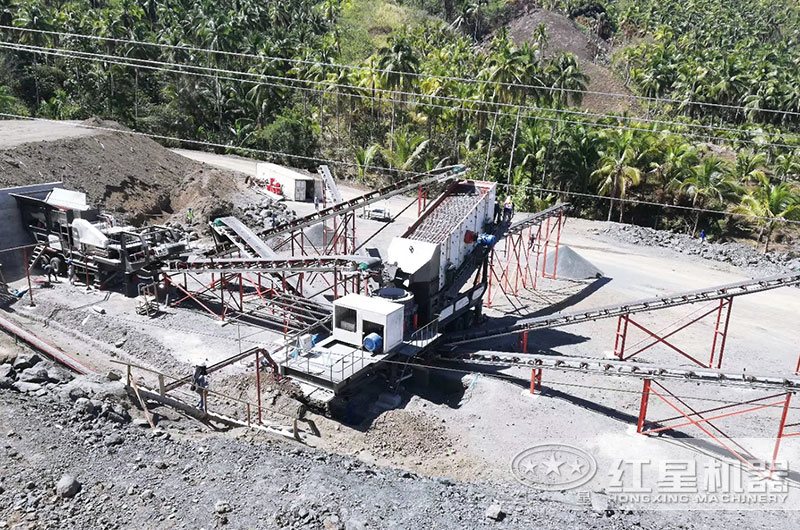 移動石子破碎機(jī)多機(jī)作業(yè)現(xiàn)場 移動石子破碎機(jī)多機(jī)作業(yè)現(xiàn)場