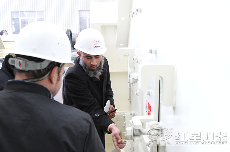 1315反擊破1小時產量多少噸?參數信息介紹 1315反擊破1小時產量多少噸?參數信息介紹