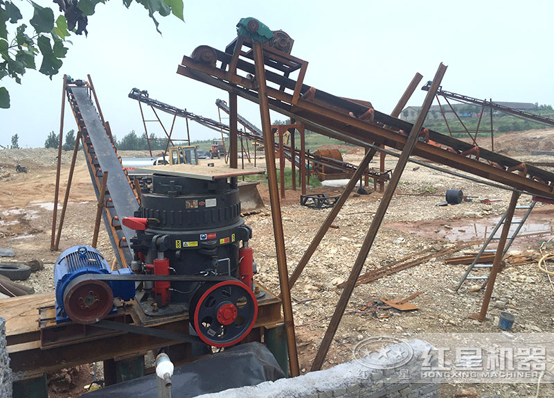 二級破碎設備-圓錐破碎機 二級破碎設備-圓錐破碎機